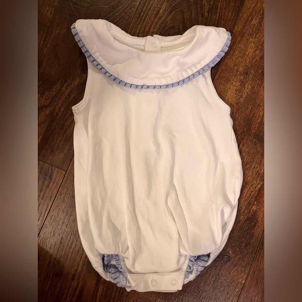 Lila & Hayes White Bubble with Blue Trim